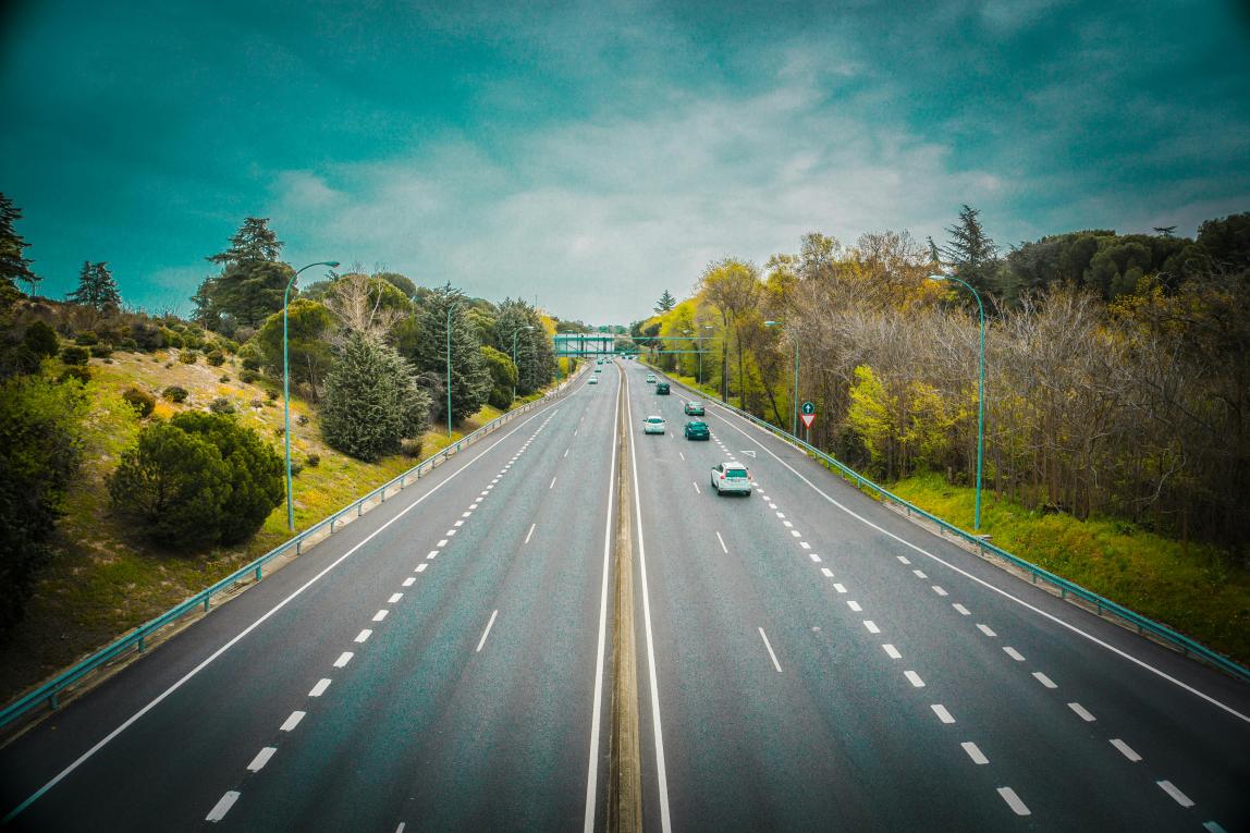 Concurrentiestrijd en gebruikersmeldingen maken navigatie sneller en betrouwbaarder